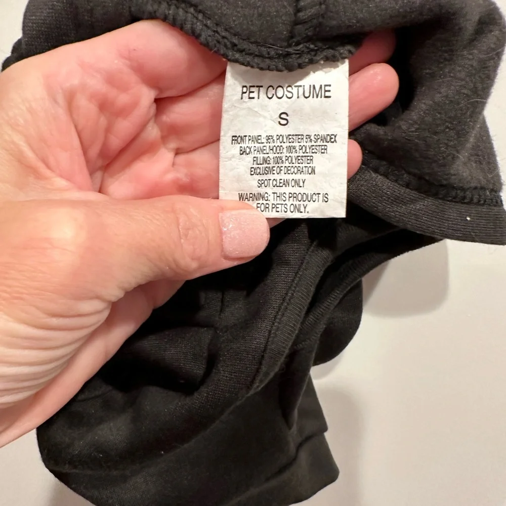Skeleton Dog Sweatshirt. NWOT